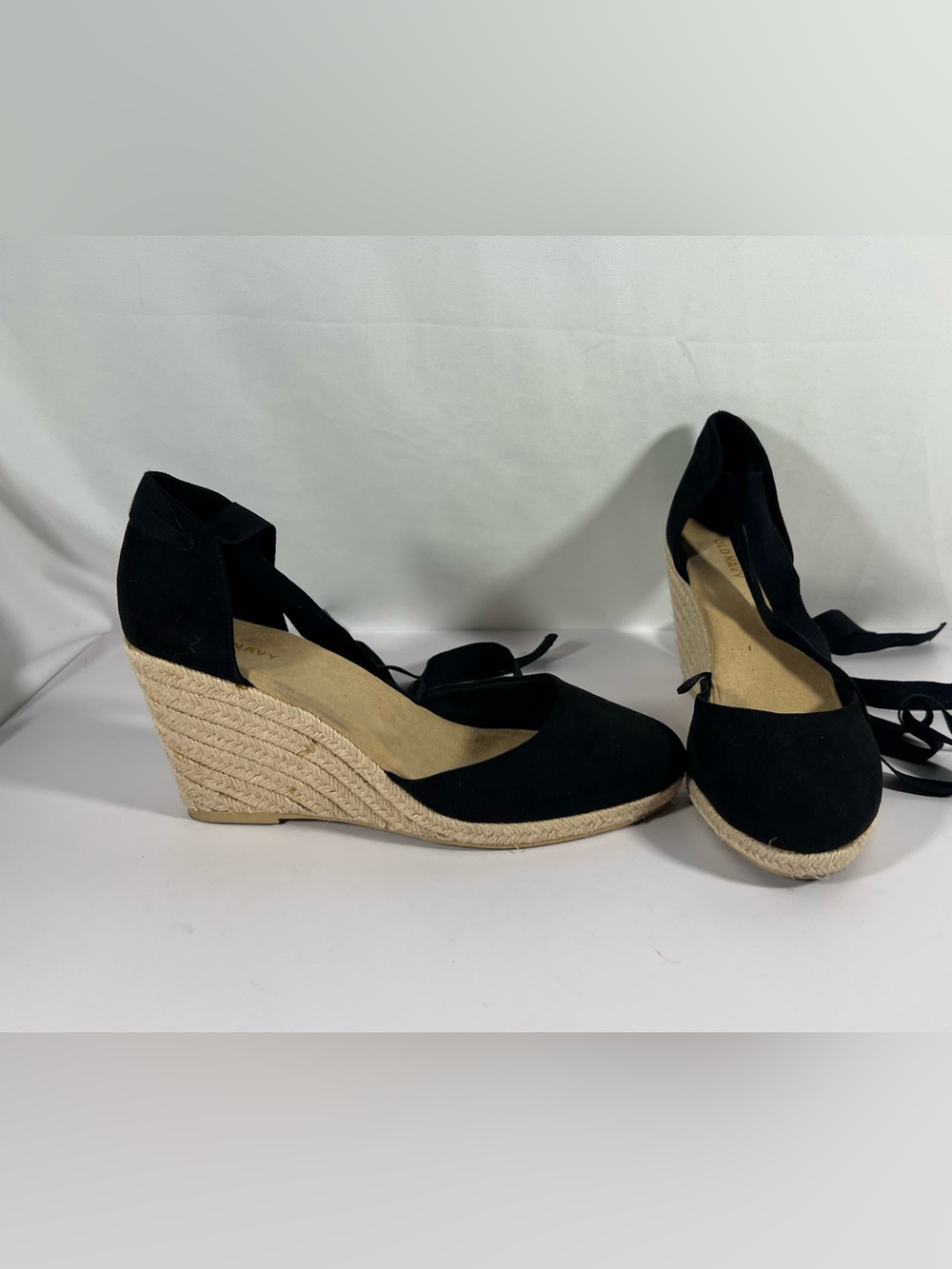 7061: Old Navy Lace-Up Espadrille Wedge Sandals Black Size 9